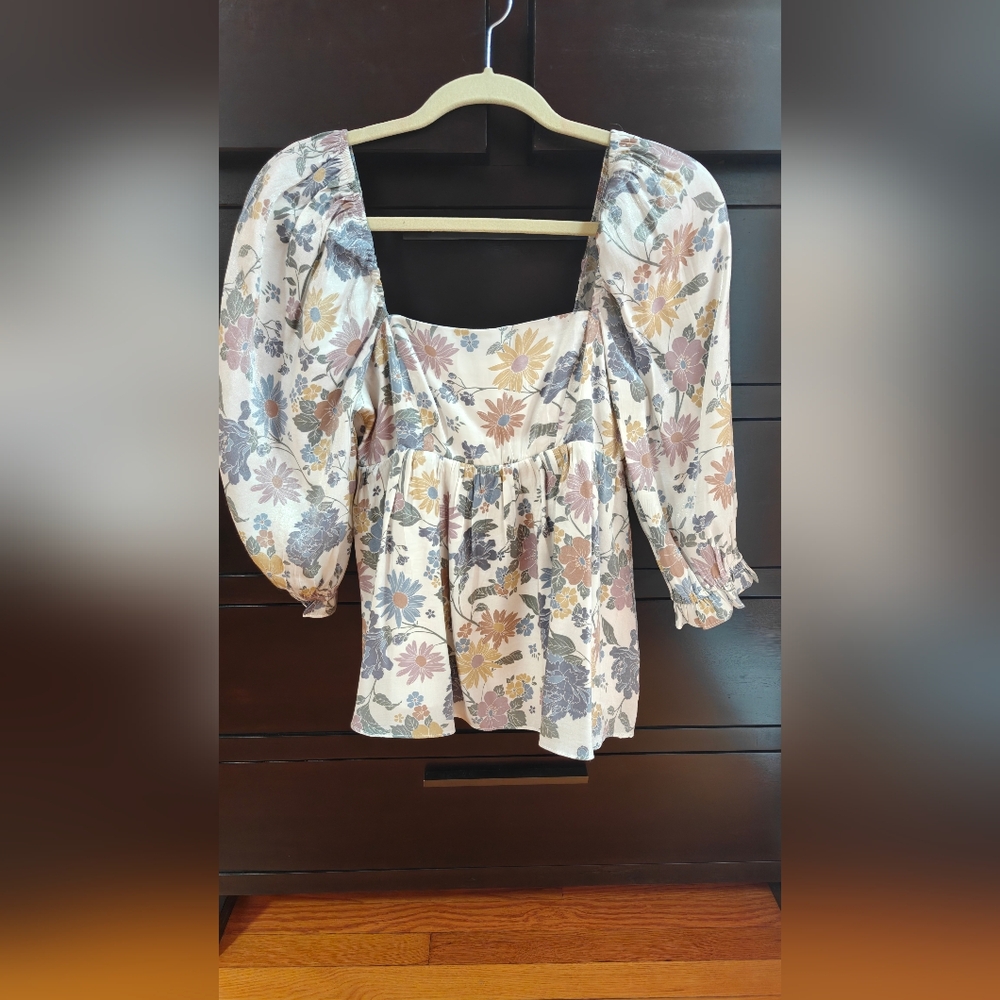 Storia Empire Babydoll Floral Puff Sleeve Top Size Small S Fully Lined